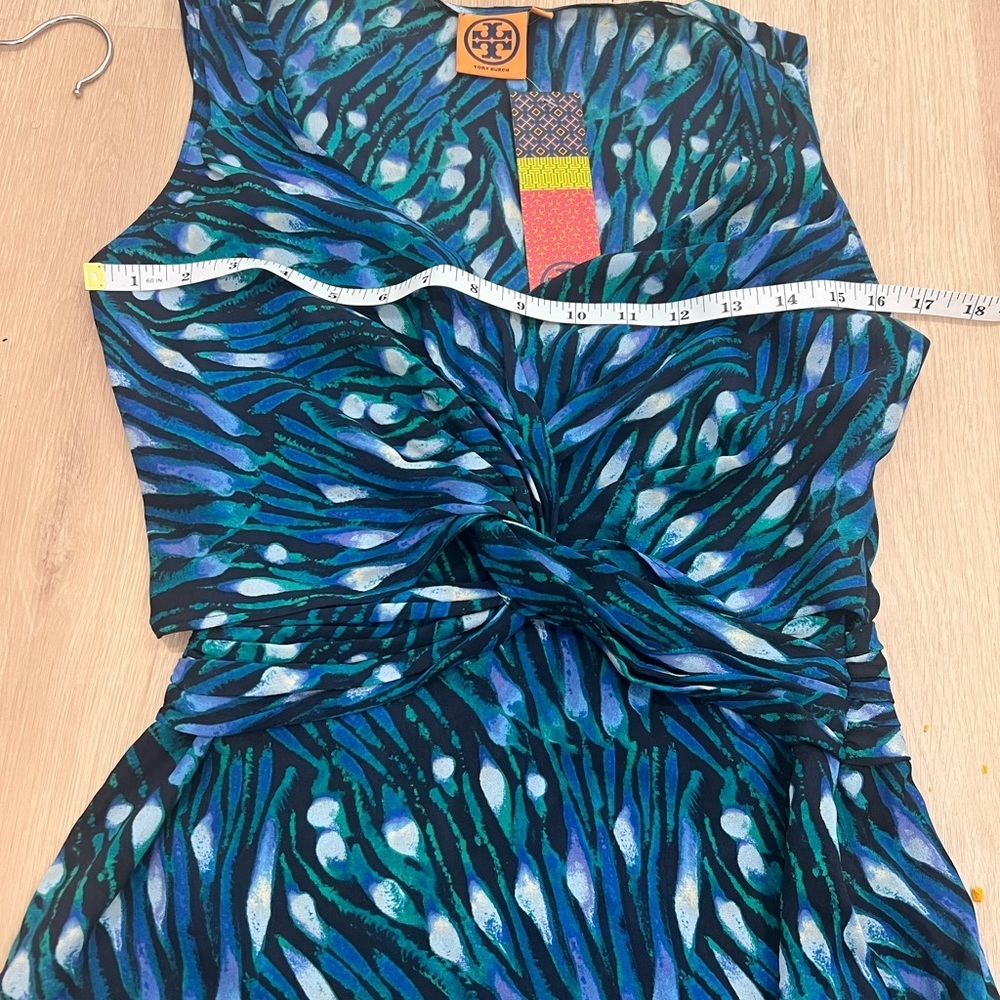 Tory Burch silk top never worn with tag - Picture 6 of 6